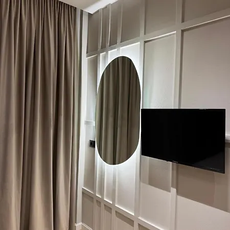 Erta And Restaurant Hotel Gramsh