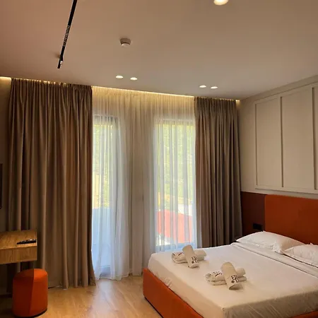 Erta And Restaurant Hotel *