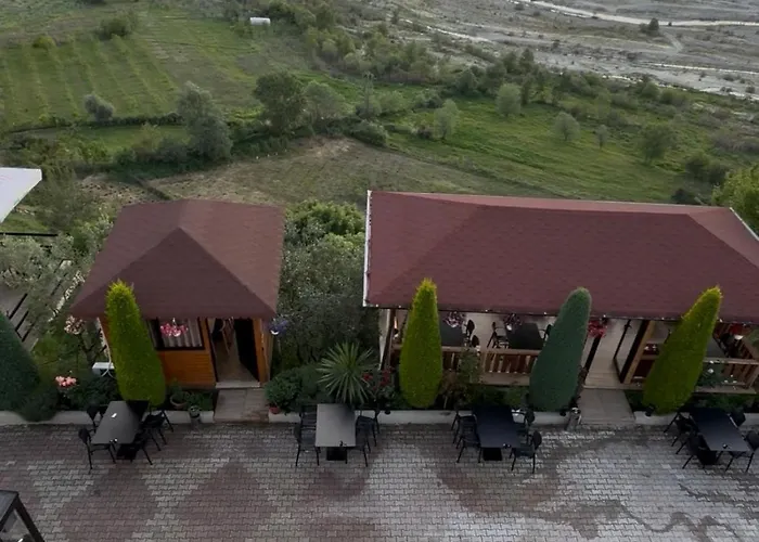 Erta And Restaurant *