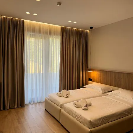 Erta And Restaurant Hotell *